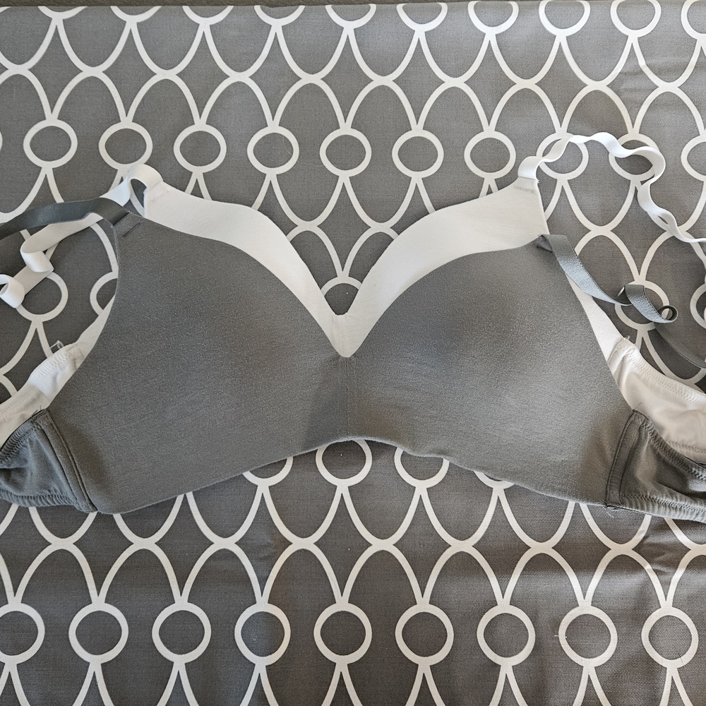H&M Gray and White Bra Set Of 2- 38 C